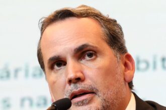 Ministro do Planejamento e Orçamento, Bruno Moretti