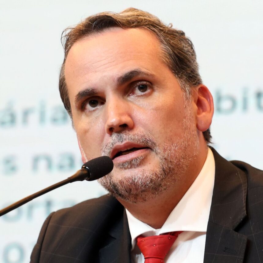 Ministro do Planejamento e Orçamento, Bruno Moretti