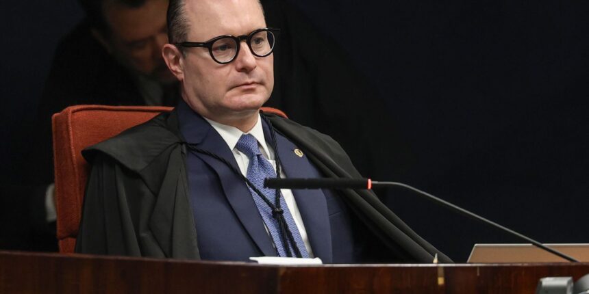 Cristiano Zanin, ministro do STF
