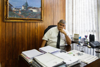 Investigação aponta uso de laranjas, empresas e influência política na infiltração do PCC nos ônibus de SP