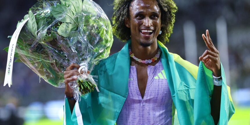 Athletics - Diamond League - Brussels - King Baudouin Stadium, Brussels, Belgium - September 5, 2026 Brazil's Alison dos Santos celebrates after winning the men's 400m hurdles final REUTERS/Piroschka Van De Wouw