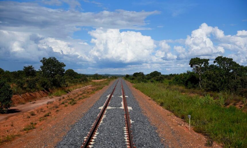 Ferrovia