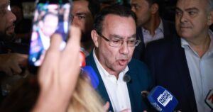 Cury pede voto de eleitores de Flávio para enfrentar Lula