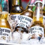 Garrafas de cerveja Corona