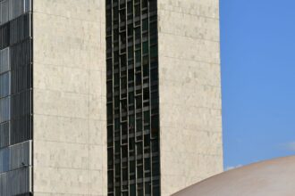 Urna eletrônica nas eleições para o Senado em Rondônia