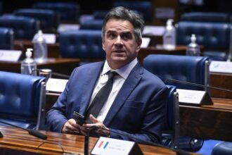 Senador Ciro Nogueira em evento político