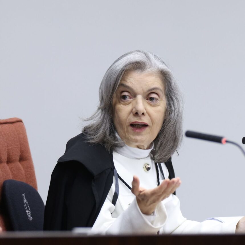Cármen Lúcia defende independência em sessão sobre Moraes no STF