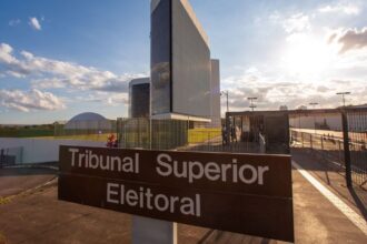 Fachada do edifício do Tribunal Superior Eleitoral em Brasília
