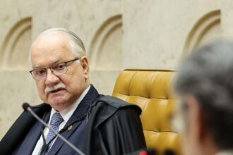 Edson Fachin em sessão do STF em 15 de setembro