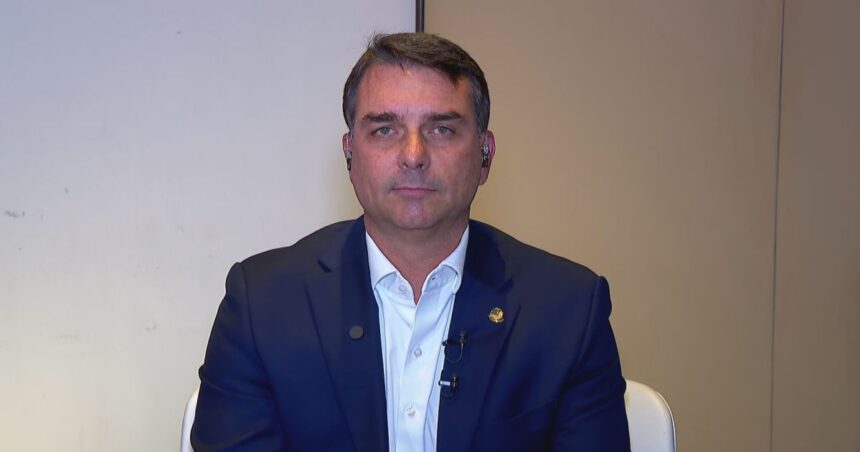 O senador e pré-candidato à Presidência da República pelo PL, Flávio Bolsonaro