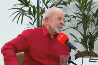 Lula durante entrevista à Rádio Itatiaia