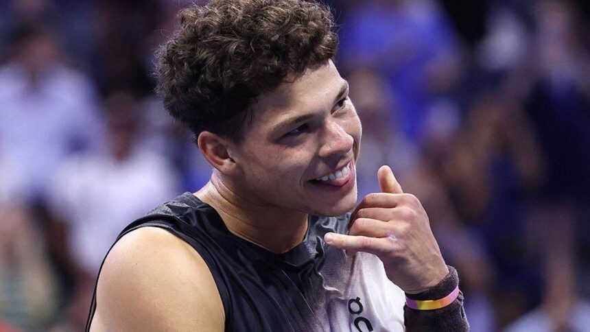 Shelton vence Tiafoe e vai à final do US Open contra Zverev