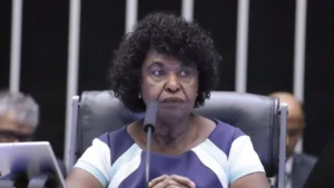 Quaest: Benedita lidera ao Senado no RJ; 5 empatam pela 2ª vaga