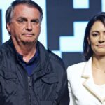 Jair Bolsonaro e Michelle Bolsonaro durante evento conservador em Santa Catarina