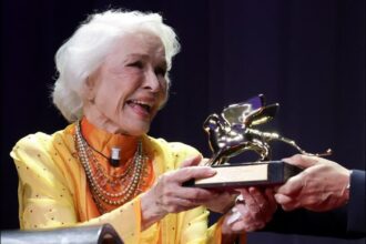 Atriz Ellen Burstyn recebeu Leão de Ouro pela carreira no cinema