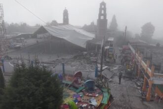 Igreja atingida por explosão de fogos no México