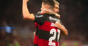 Flamengo vence Red Bull Bragantino no Maracanã