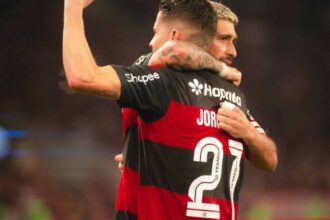 Flamengo vence Red Bull Bragantino no Maracanã