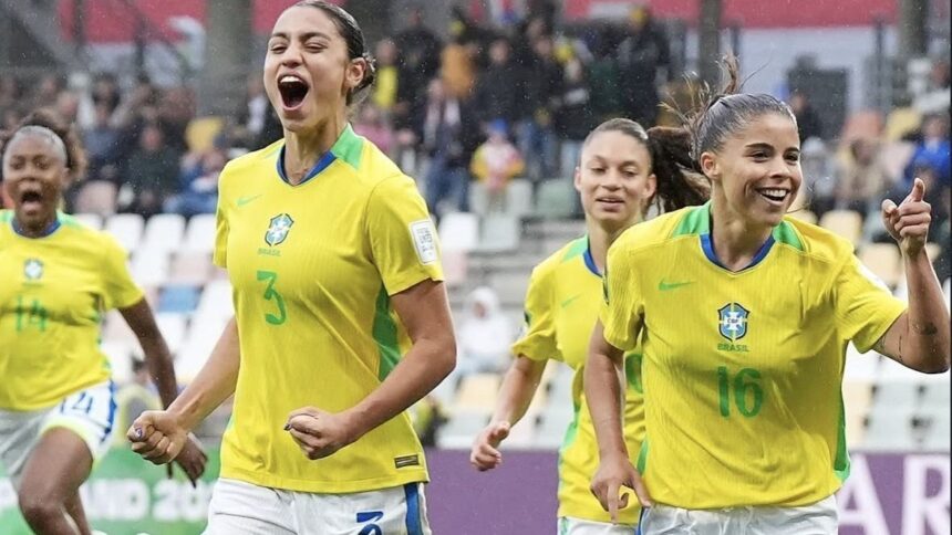 Jogadoras brasileiras em partida contra a Inglaterra
