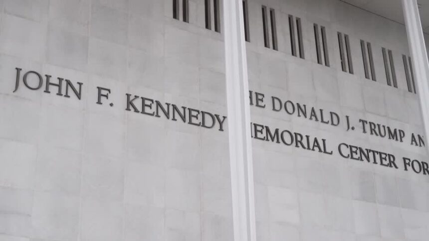 Juiz dos EUA impede nova tentativa de incluir Trump no Kennedy Center