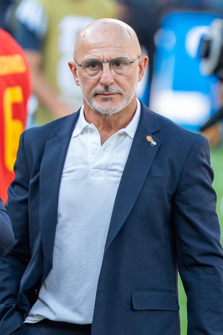 Luis de la Fuente durante a final da Copa do Mundo de 2026 entre Espanha e Argentina
