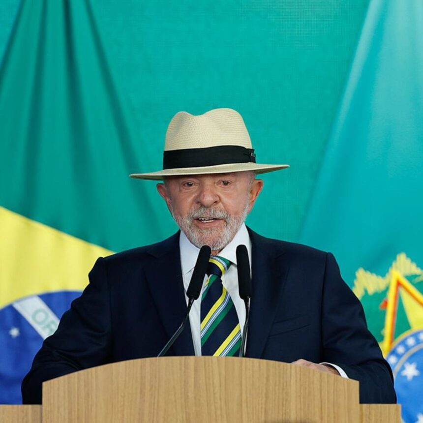 Presidente Luiz Inácio Lula da Silva em evento oficial.