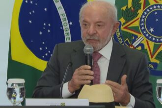 Presidente Luiz Inácio Lula da Silva durante reunião sobre bets no Palácio do Planalto