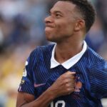 Mbappé elogia Zidane antes de estreia pela seleção francesa