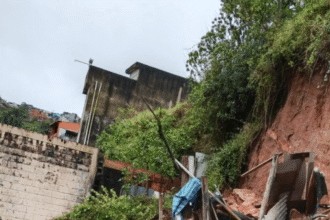 Área atingida por deslizamento de terra em São Bernardo do Campo