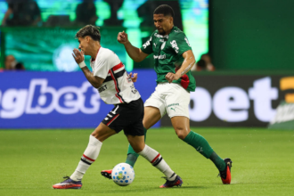 Lance de Palmeiras x São Paulo pelo Brasileirão