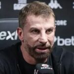 Presidente do Vasco detona mandatário do Flamengo