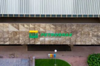 Petrobras aprova adesão à nova subvenção de R$ 1 por litro de diesel