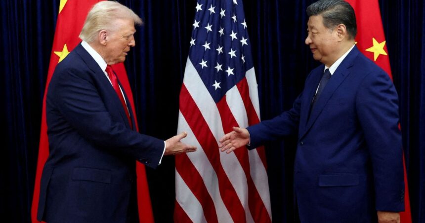 Presidentes dos EUA, Donald Trump, e da China, Xi Jinping