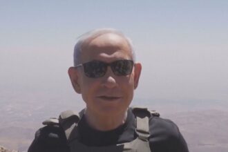 Benjamin Netanyahu em visita ao Monte Hermon, na Síria