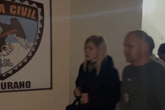 Viaturas da Polícia Civil em operação