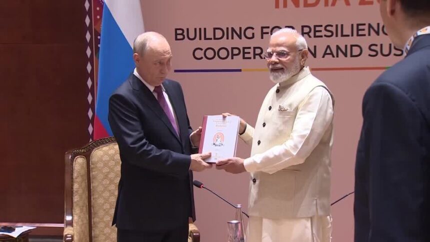 Narendra Modi e Vladimir Putin em reunião bilateral