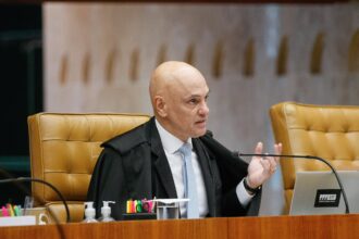 Alexandre de Moraes durante sessão do Supremo Tribunal Federal