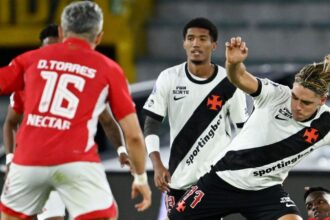 Lance de Santa Fe x Vasco pela Copa Sul-Americana