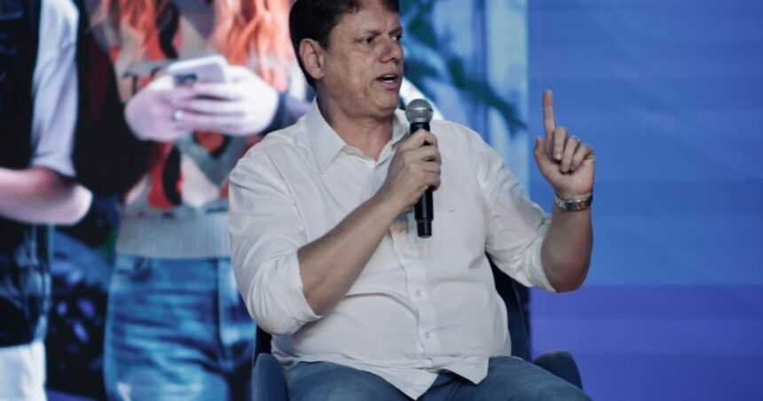 O governador de São Paulo e candidato à reeleição, Tarcísio de Freitas (Republicanos)