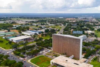 Com R$ 80,1 bilhões em receita, governo envia Lei Orçamentária para a CLDF