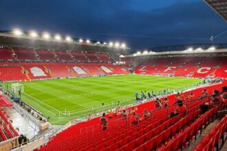 Anfield, na Inglaterra