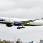 Instabilidade em GPS afetou 8 mil passageiros e cancelou 80 voos, diz Azul