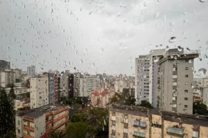 Chuva ameaça 551 cidades de MG com alagamentos e deslizamentos; veja lista