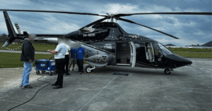 Equipes de resgate em operação de buscas
