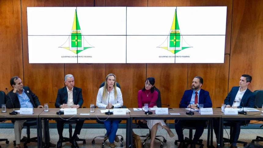 Celina anuncia projeto de R$ 29 bilhões com novas linhas do metrô e VLT