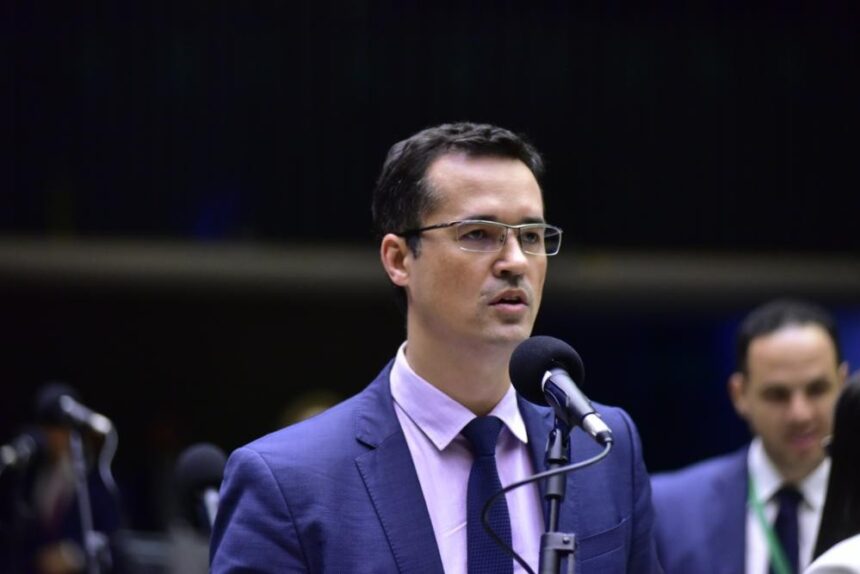 O deputado federal Deltan Dallagnol, no plenário da Câmara