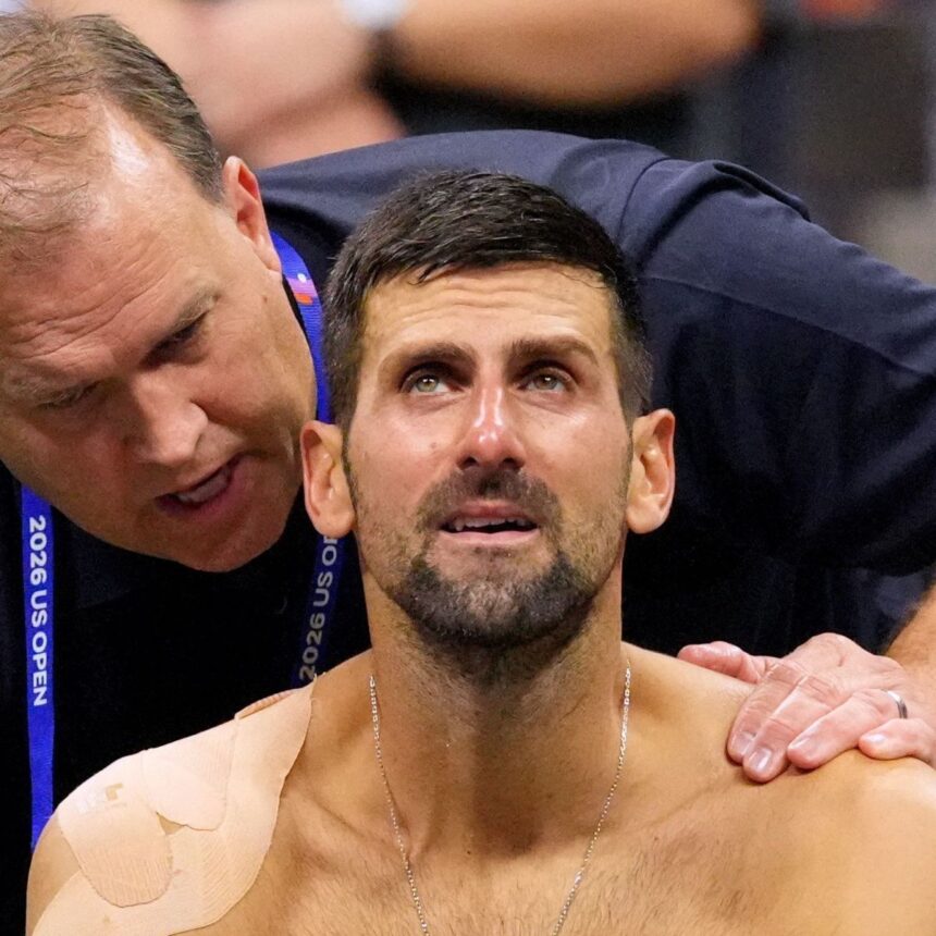 Djokovic chorou ao receber atendimento por dores nas costas no US Open