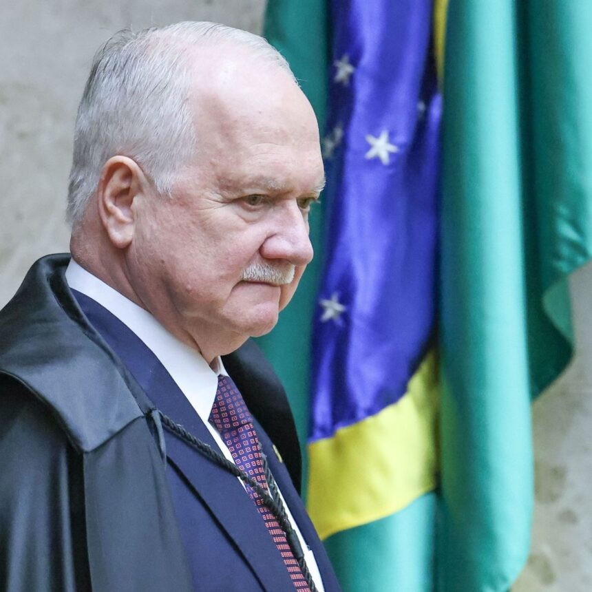 Fachin silencia sobre crise no STF em 1ª sessão pós-embate