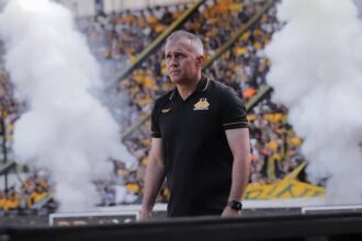 Eduardo Baptista, atual técnico do Criciúma