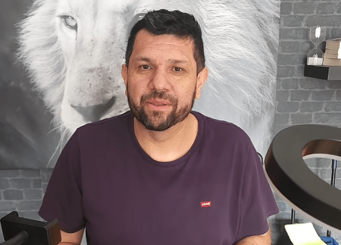 Oswaldo Eustáquio pede registro para deputado federal pelo Paraná